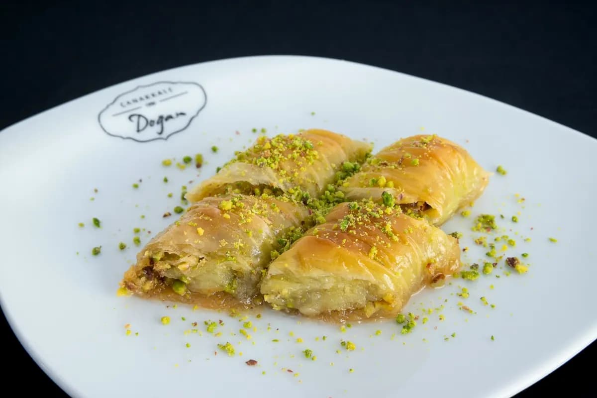 Cevizli baklava