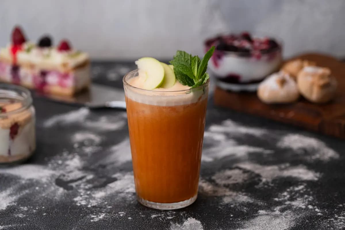 Iced mango smoothie
