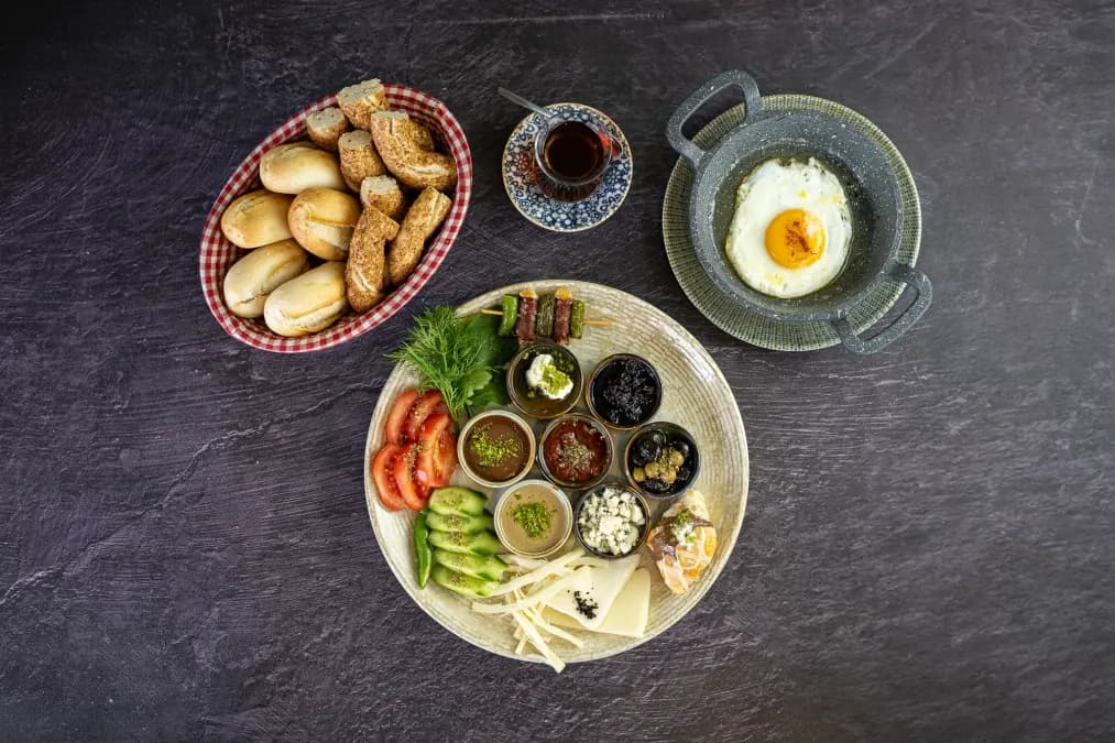 Kahvaltı tabağı