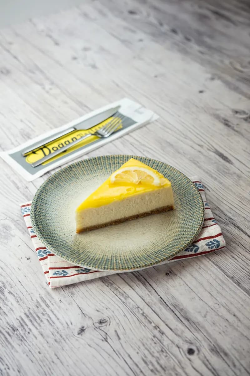 Limonlu cheesecake